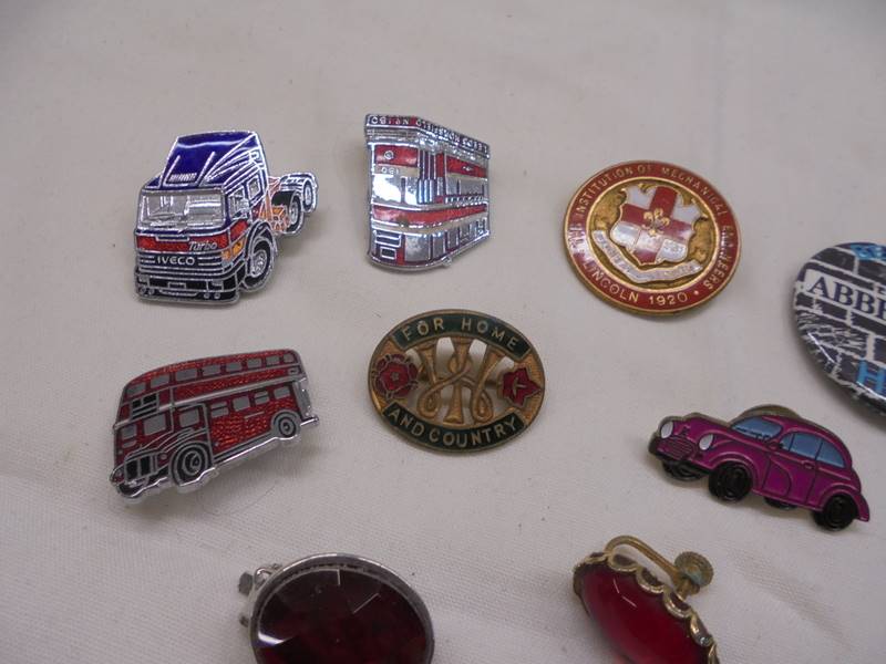 A tin of pin badges including 1920 Lincoln mechanical engineers, Beatles Abbey Road etc., - Image 3 of 4