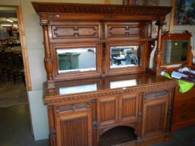 A superb quanlity oak sideboard with linenfold doors. COLLECT ONLY.