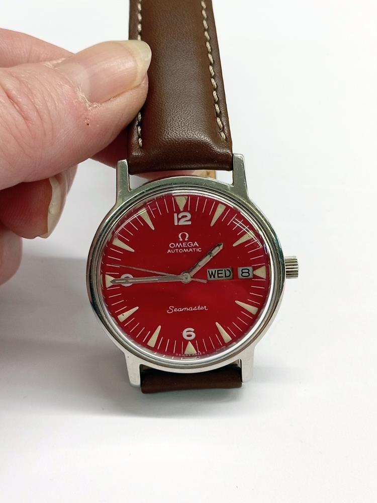 A Vintage Omega Automatic Seamaster - Red. - Image 2 of 5