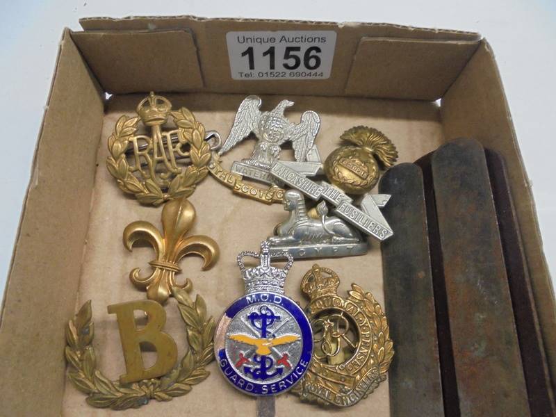 A quantity of military cap badges including Royal Scots Greys, MOD Guard Service etc., - Image 2 of 3