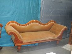 A double ended chaise longue. COLLECT ONLY.