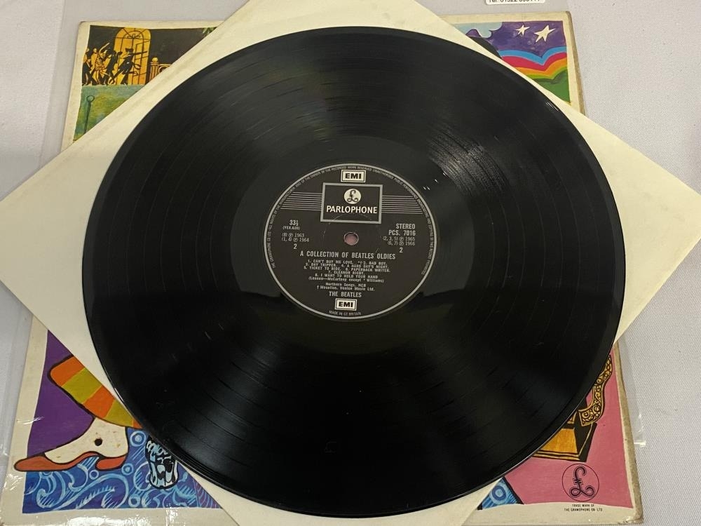 The Beatles A Collection of Beatles Oldies Parlophone PCS 7016 Black / Silver label Vinyl - Image 4 of 4