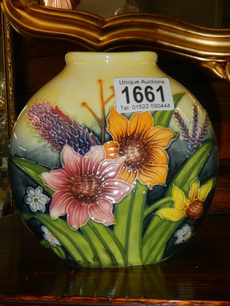 A good quality Old Tupton vase.