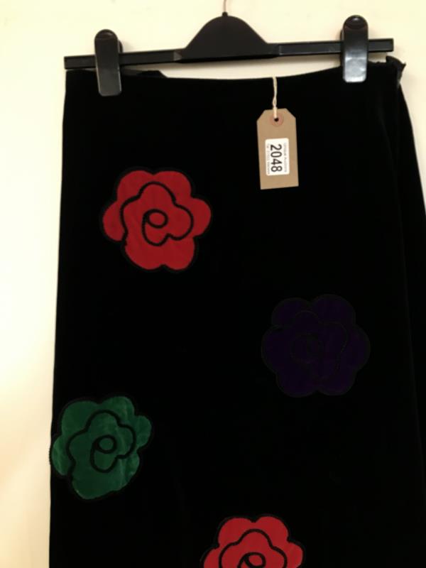 A 1970's Vintage flower power skirt. Black velvet with multicoloured velvet flower applique designer - Image 2 of 3