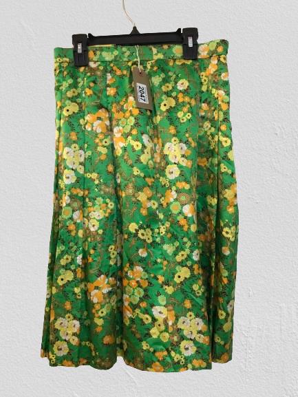 A Vintage 1970's handmade pure silk skirt. Bright green with floral print - Image 2 of 4