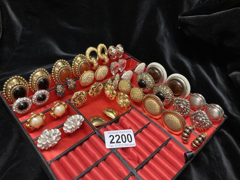 A large collection of clip-on earrings (x22)