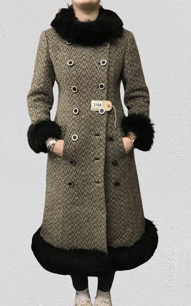 Wool with faux fur Windsmoor small fitting coat