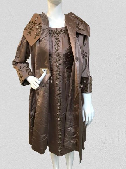 A vintage 1950's couture bronze silk handmade, hand beaded cape style coat, matching dress - Image 2 of 7