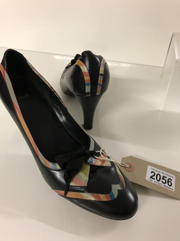 Paul Smith High heels 2 1/2 Inch heel. Black leather Signature stripe size 4 / 37 - Image 4 of 4