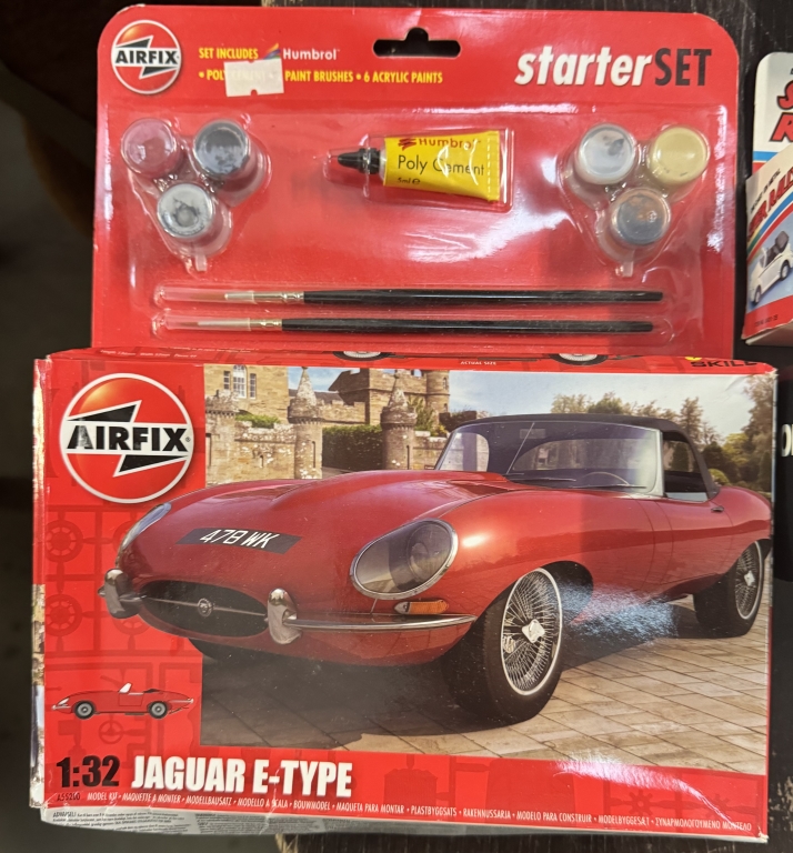 A Corgi 298 Ferrari 308GTS, AirFix Jaguar e-Type starter set, Johnny lightning etc - Image 2 of 4