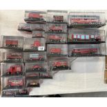 24 Oxford Diecast Chipperfields circus models