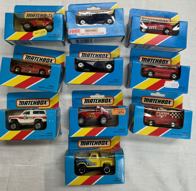 A box of Matchbox cars in boxes - Bild 2 aus 3