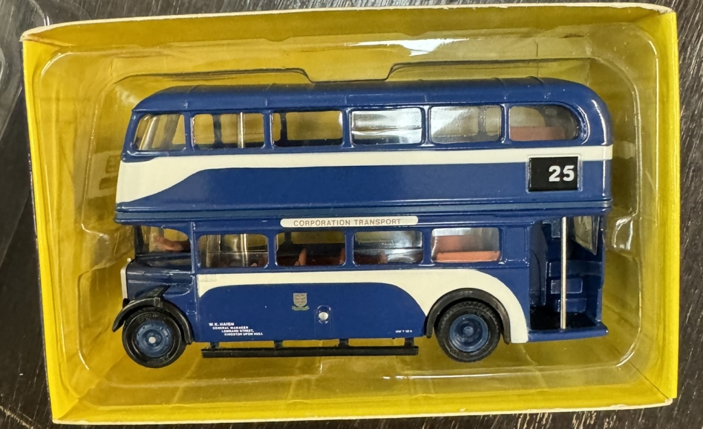 A quantity of mixed Corgi classics, Original omnibus & Super haulers - Bild 7 aus 8