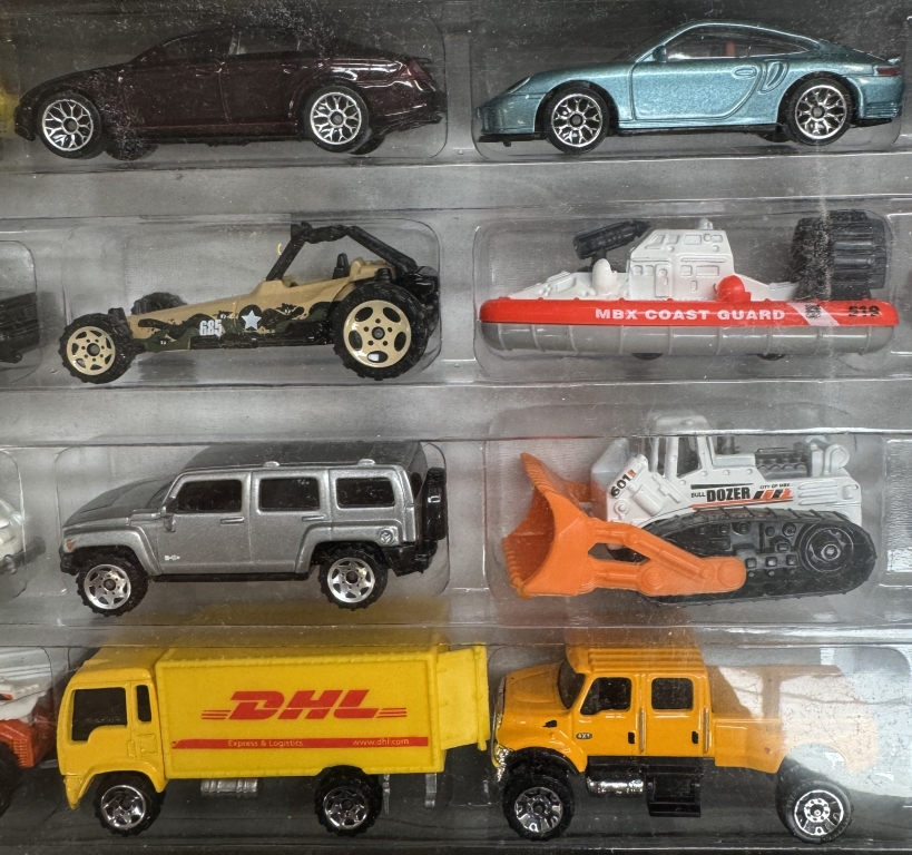 A boxed Matchbox 20 pack set ready for action models - Image 3 of 4