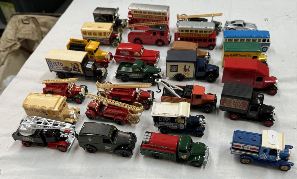 A good lot of unboxed Lledo vans