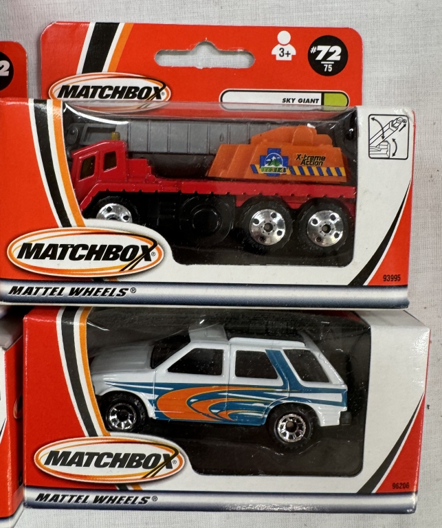 18 Matchbox mattel wheels boxed models - Image 7 of 7