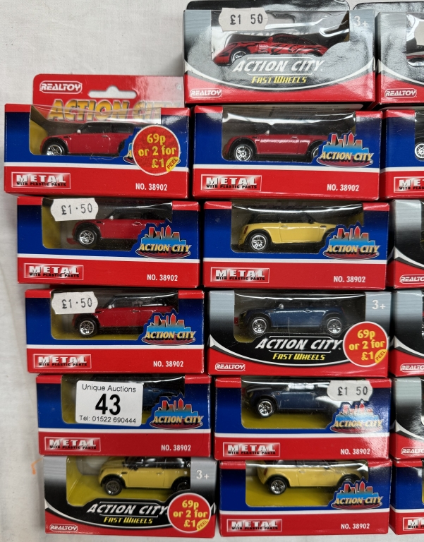 23 Action City fast wheels diecast cars in boxes - Image 2 of 3