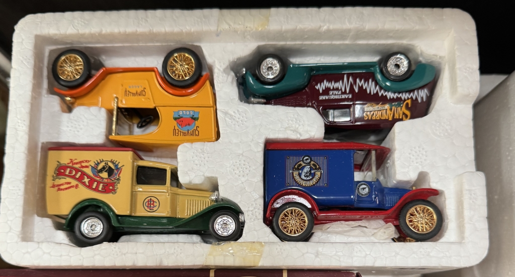 A quantity of Matchbox yesteryear including a gift set, Limited editions,& A Y27 Mica Foden steam - Image 4 of 6