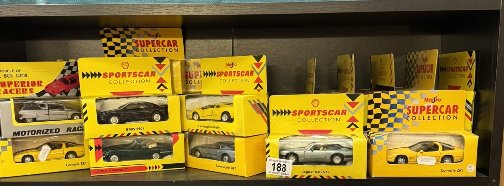 A Maisto supercar collection of model cars