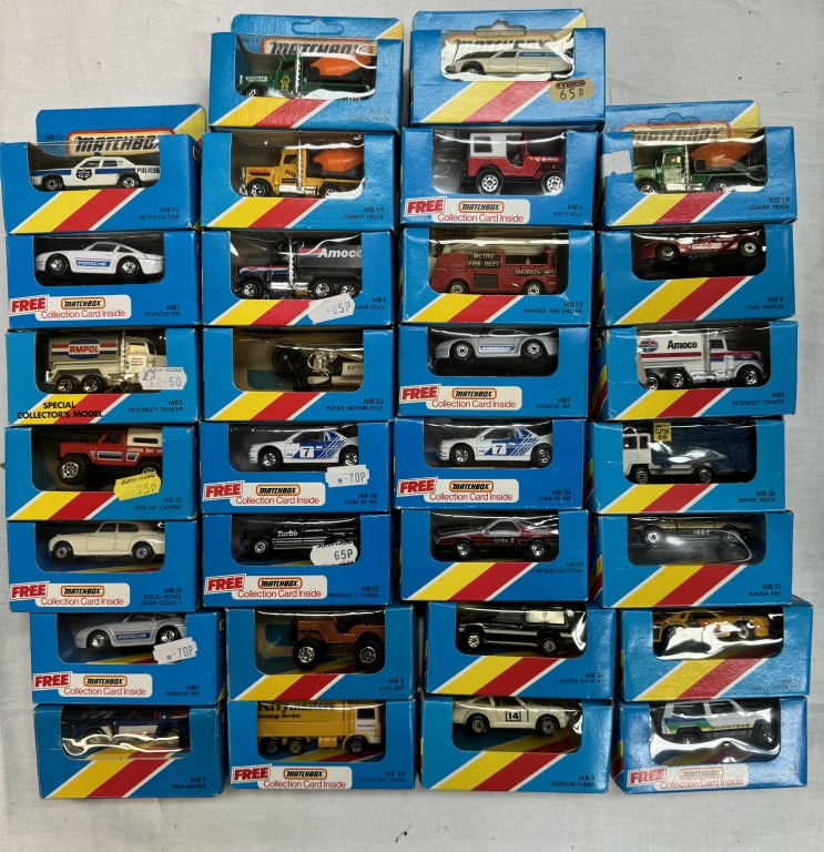 A box of boxed Matchbox cars - Image 2 of 4