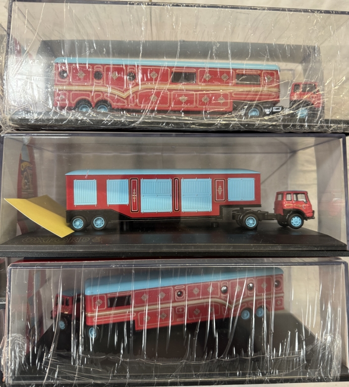 24 Oxford Diecast Chipperfields circus models - Image 6 of 11