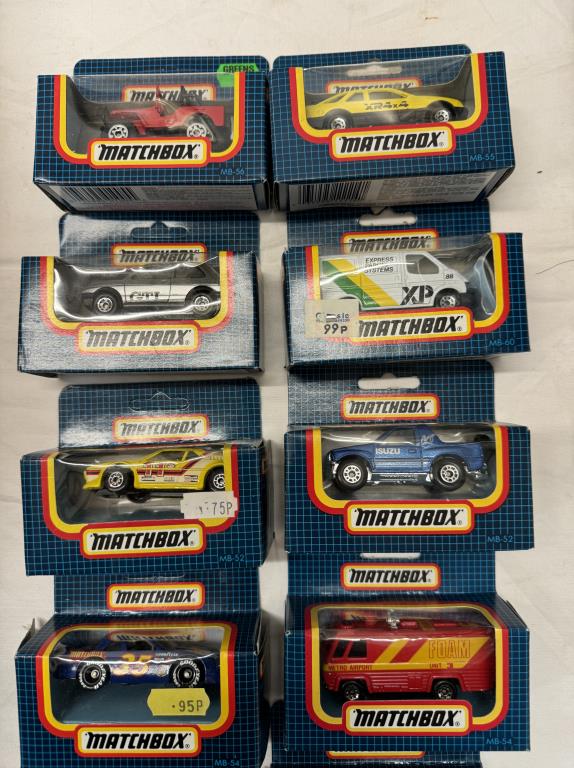 30 boxed Matchbox cars in blue boxes - Image 4 of 5