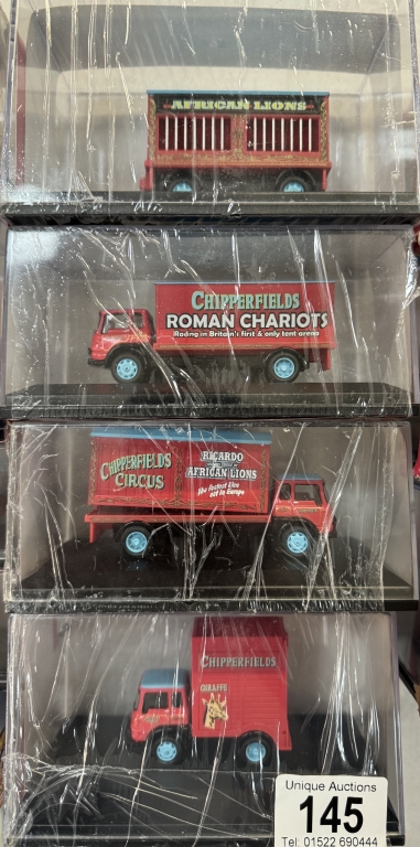 24 Oxford Diecast Chipperfields circus models - Image 5 of 11