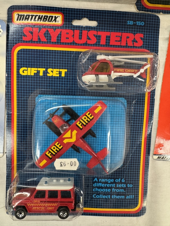 2 Matchbox sky busters gift sets and 2 others, Corgi Concorde and Atlas Jet age military aircraft - Bild 6 aus 9