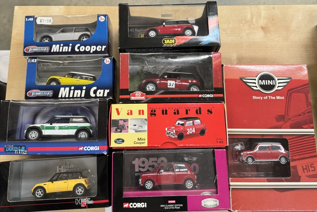 A quantity of boxed Mini's by various makers including Vanguards, Corgi, High speed etc - Image 2 of 5