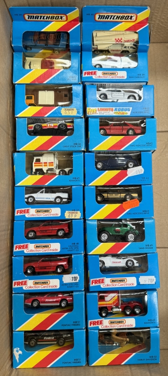 A box of Matchbox cars in boxes - Bild 3 aus 3