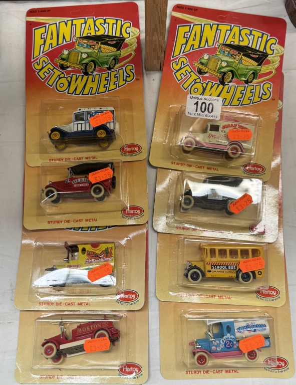 8 Hartoy 'Fantastic Set 'O' wheels' in blister packs