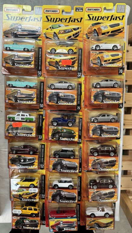 30 Matchbox cars in blister packs - Bild 2 aus 2