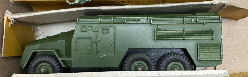 A quantity of boxed & loose Dinky military vehicles including Solido. Boxes A/F - Image 3 of 8