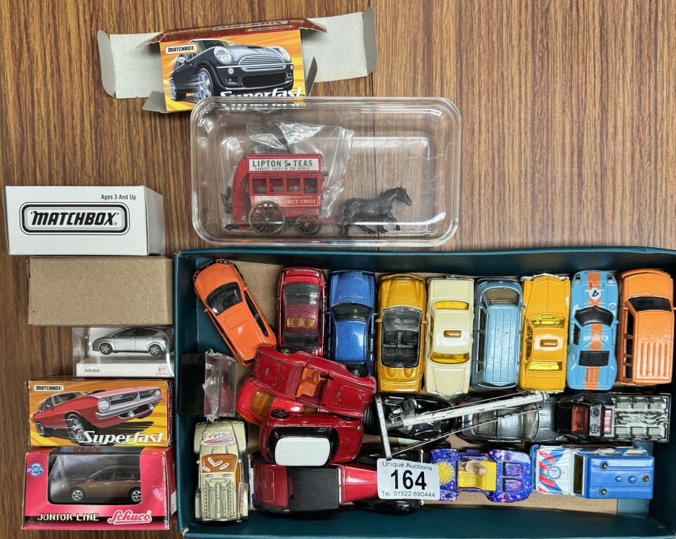 A tray of unboxed diecast including Matchbox, Lone-Star etc