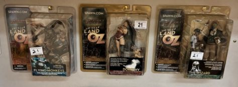 3 Twisted Land Of Oz figures in blister packs. Dorothy, Wizard & Flying monkey All as new.