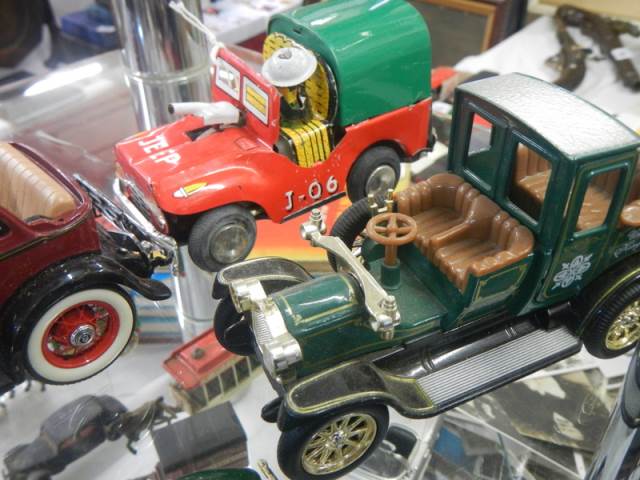 A quantity of die cast models. - Image 4 of 5