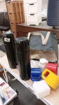 A insulated bag - Thermos
