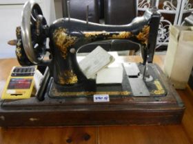 A vintage Singer sewing machine, COLLECT ONLY.