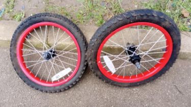 A New Pair of 57-305 / 16x2.12 BMX Wheels