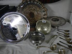 A mixed lot of silver plate.