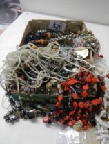 A mixed lot of costume jewellery.