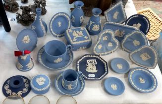 A good lot of Wedgwood Jasperware