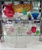 A good lot of decorative vintage glassware