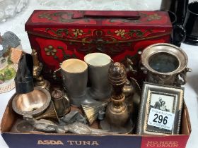 A quantity of metal & brassware items including old tin & bell etc