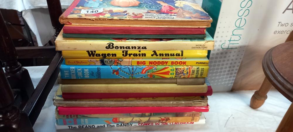A quantity of vintage children's annuals - Image 2 of 2