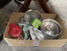 A quantity of vintage kitchenalia COLLECT ONLY