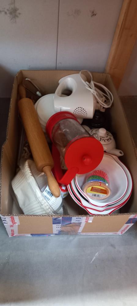 3 boxed of kitchenalia - Image 4 of 4