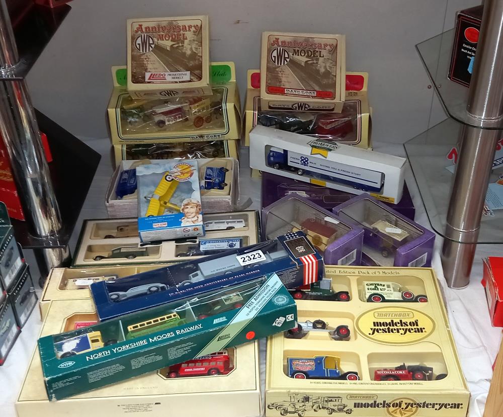 A good selection of mixed diecast including Days gone, Lledo & 2 models of yesteryear gift set