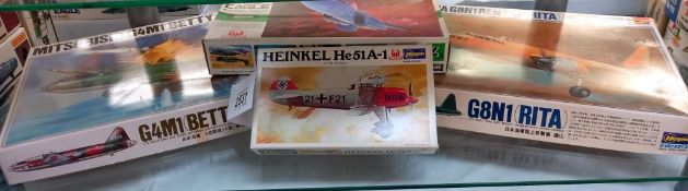 4 boxed Hasegawa aeroplane model kits 1:72 scale believed to be complete