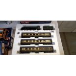 A Hornby R1024 Queen of Scots A4 golden plover train set, no outer box